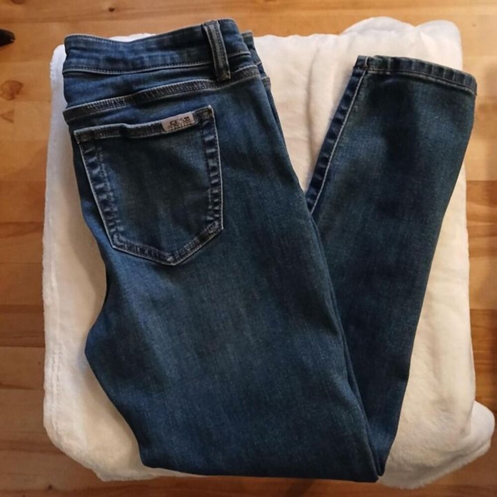 Joe's Jeans blue skinny stretch jeans 31 basic classic capsule wardrobe staple